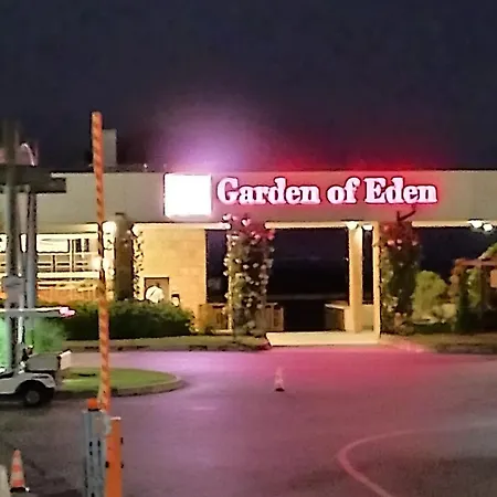Garden Of Eden - M303 Reymar Apartmán *